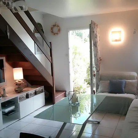 Maison De Famille Aux Fermes Marines *